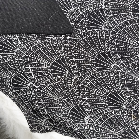 Glittery art deco body suit - Picture 8 of 8